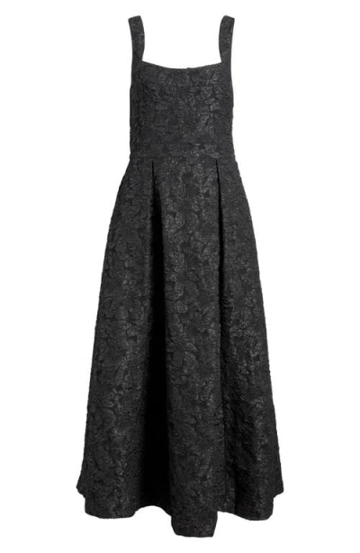 Chelsea28 Floral Jacquard Gown In Black