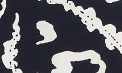 Nic + Zoe Nic+zoe Indigo Leaf Wide Leg Pants In Black