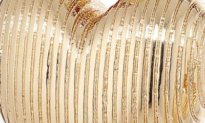 Roxanne Assoulin Mini Florentine Heart Earrings In Gold