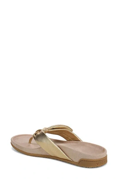 Vionic Eva Toe Post Sandal In Gray