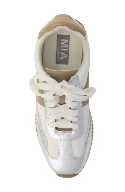 Mia Rafa Sneaker In Silver