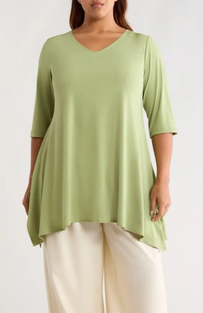 Vikki Vi Handkerchief Hem Tunic Top In Green
