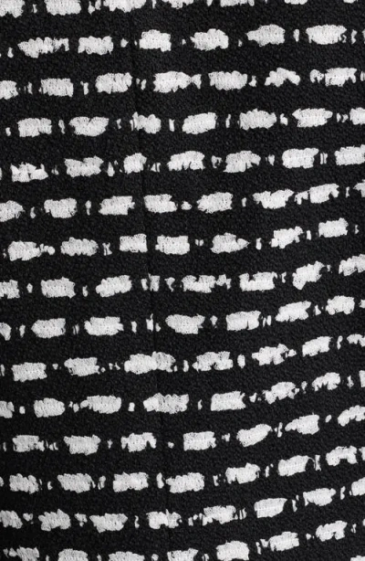 Elie Tahari The Selma Tweed Jacket In Black