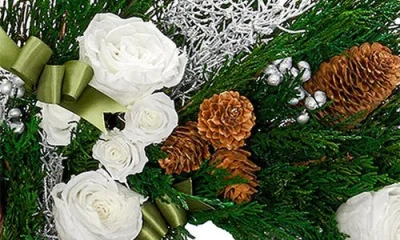 Venus Et Fleur Céleste Eternity Wreath In Multi