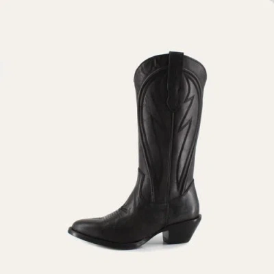 Buck & Brana Avery Leather Boots In Black