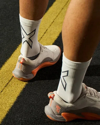 2xu Vectr Light Cushion Crew Socks In Multi