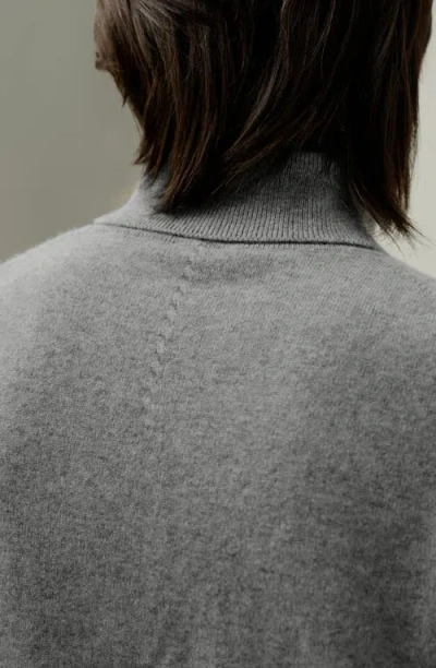 Lilysilk Cable-knit Baby Cashmere Turtleneck Top In Gray