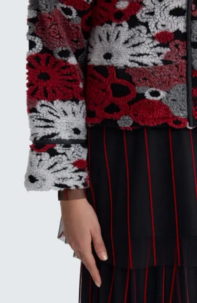 Luukaa Aeris Convertible Short Jacket In Red