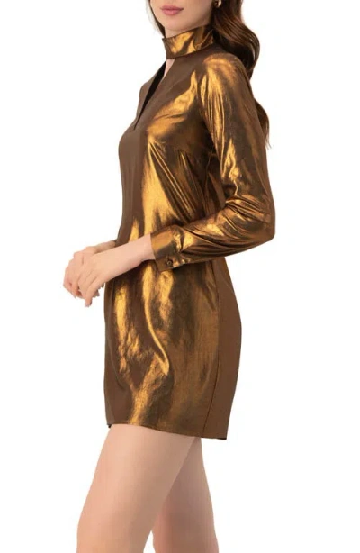 Ivonne Short Satin Dress With Keyhole Neckline In Brown