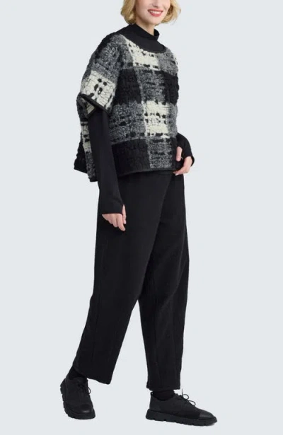Luukaa Seraphine Structured-mesh Pullover In Black