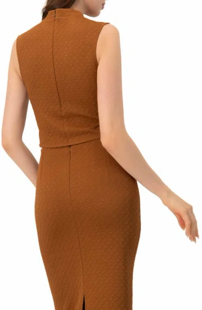 Ivonne Knit Sleeveless Crop Top In Brown