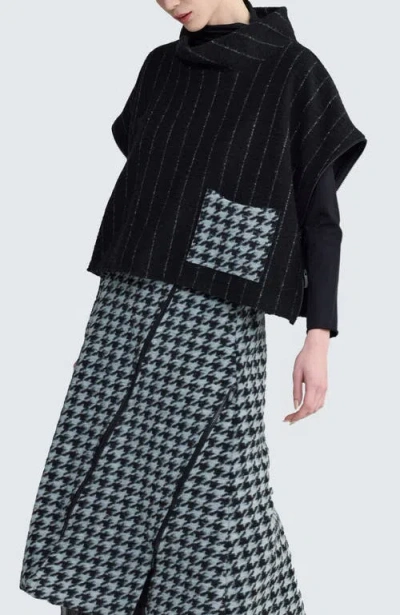 Luukaa Elara Wool-felt Pullover In Black