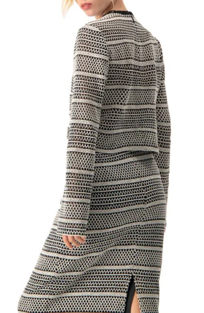 Ivonne Long Sleeve Knit Crop Top In Black