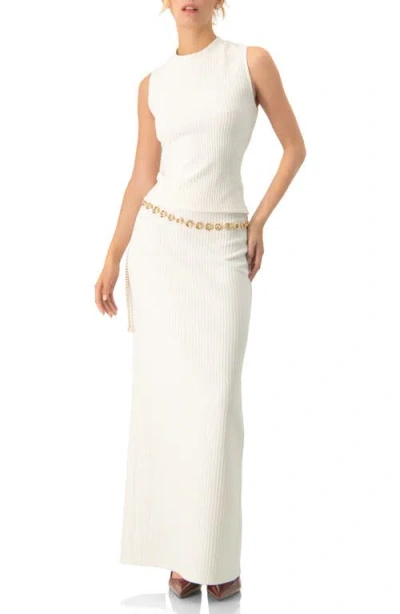 Ivonne Sleeveless Ribbed Crop Top In Brown