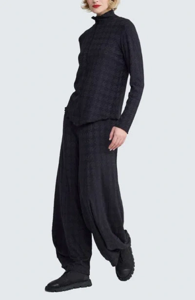 Luukaa Nevara Balloon Pants In Black