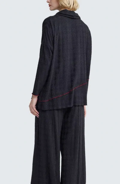 Luukaa Fleuris Cowl-neck Blouse In Black