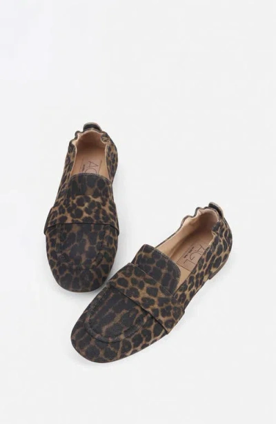 Agl Attilio Giusti Leombruni Agl Cristiana Leather Moccasin In Brown