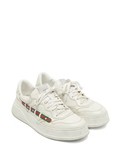 Pre-owned Gucci Chunky B Sneakers In White