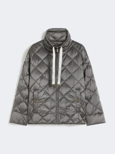 Max Mara The Cube Quilted Padded Shell Down Jacket In Gray