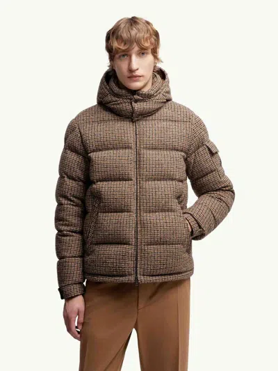 Moncler Short Puffer Montgenevre In Brown