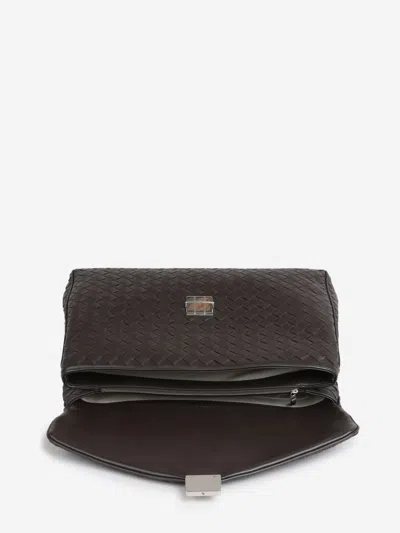 Bottega Veneta Shoulder Bag In Leather In Brown