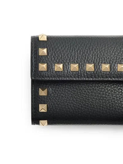Valentino Garavani Rockstud Trifold Wallet In Grainy Calfskin Woman Black Uni