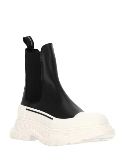 Alexander Mcqueen Chunky Outsole Cap Toe Chelsea Boots In Black