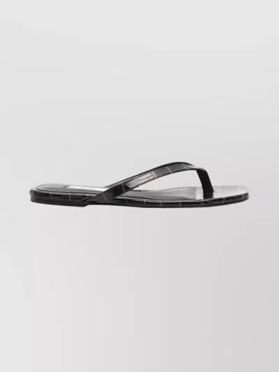 Totême Toteme Leather Thong Sandals In Black