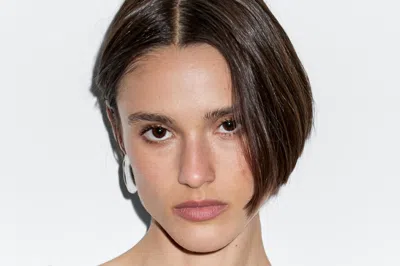 Massimo Dutti Flared Midi Skirt With Seam Details In Burgundy