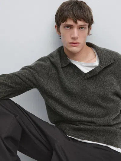 Massimo Dutti Flecked V In Gray