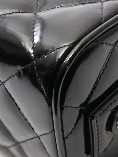 Pre-owned Chanel 1996-1997 Matelasse-quilted Make-up Bag In Black