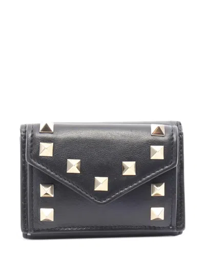 Pre-owned Valentino Garavani 2010s Small Rockstud Trifold Wallet In Black