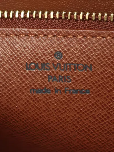 Pre-owned Louis Vuitton 2005 Gm Saint-cloud Monogram-pattern Cross Body Bag In Brown