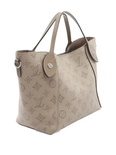 Pre-owned Louis Vuitton 2021 Pm Mahina Hina Laser-cut Leather Handbag In Neutral
