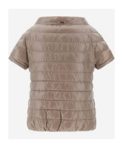 Herno Quilted Short-sleeved Down Jacket In Gold