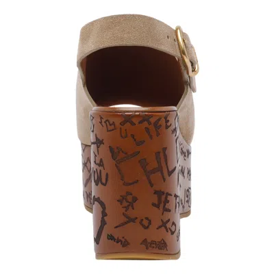 Chloé Desert Sand Platform Sole Graffiti Print Sandals In White