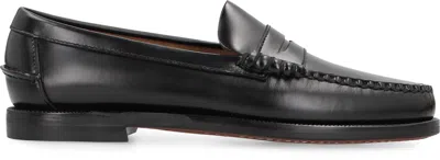 Sebago Classic Dan Moccasins In Leather In Black