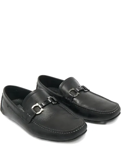 Pre-owned Ferragamo Gancini Leather Loafers In Black