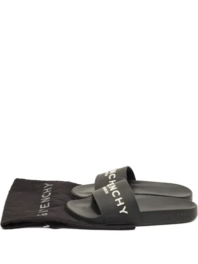 Pre-owned Givenchy Logo Slides In Black