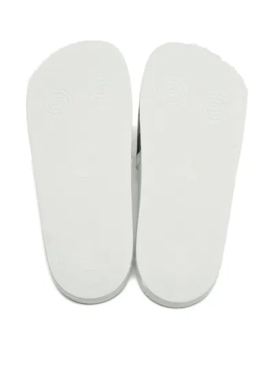 Pre-owned Gucci Pursuit 72 Stripe Slides In White