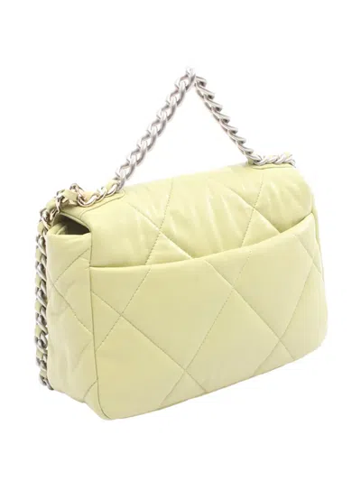 Pre-owned Chanel 2021-2025 Medium Lambskin 19 Flap Satchel In Green