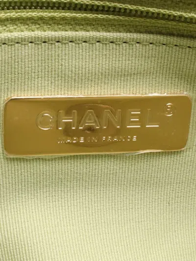Pre-owned Chanel 2021-2025 Medium Lambskin 19 Flap Satchel In Green
