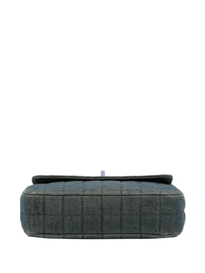 Pre-owned Chanel 2000-2002 Reissue 2.55 Chocolate Bar Denim Top Handle Flap Handbag In Blue