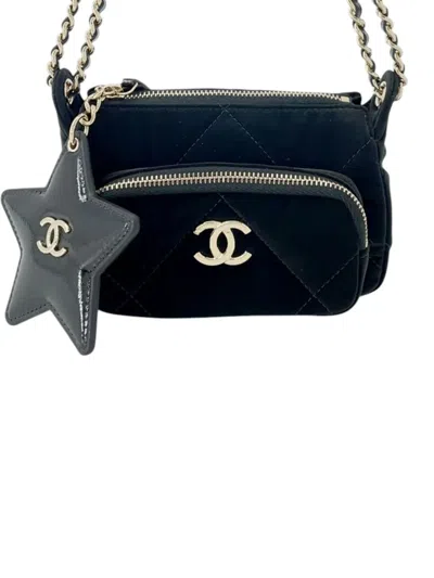 Pre-owned Chanel 2025 Coco Neige Velvet Effect Nylon Clutch With Chain Crossbody Bag In Black
