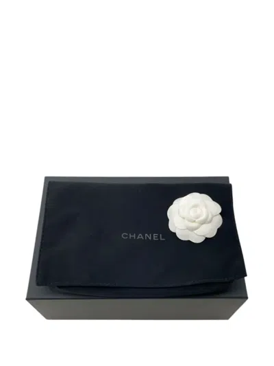 Pre-owned Chanel 2025 Coco Neige Velvet Effect Nylon Clutch With Chain Crossbody Bag In Black