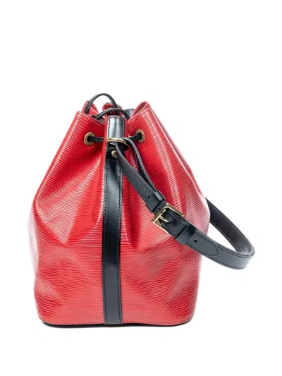 Pre-owned Louis Vuitton 1996 Noe Bicolor Pm Bucket Bag In Red