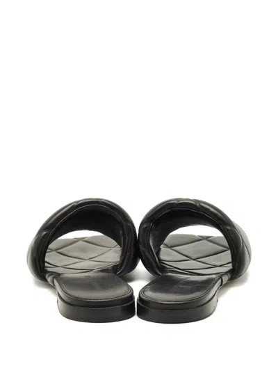 Pre-owned Bottega Veneta Quilted Leather Flat Sandals In Black