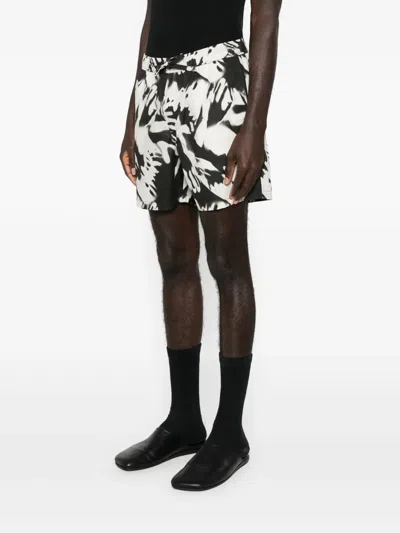 Ciaran Printed Deck Shorts In White