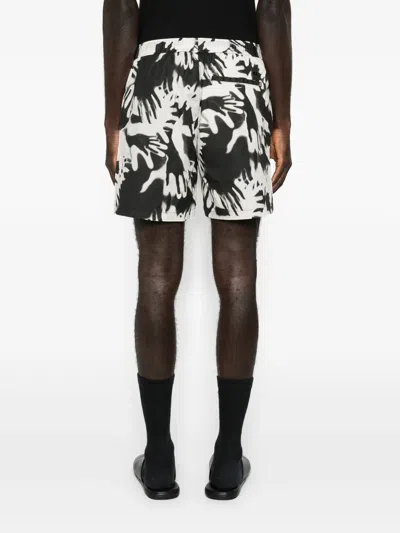 Ciaran Printed Deck Shorts In White