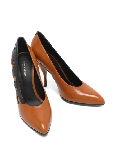 Pre-owned Bottega Veneta Pointed-toe Leather Pumps In Brown